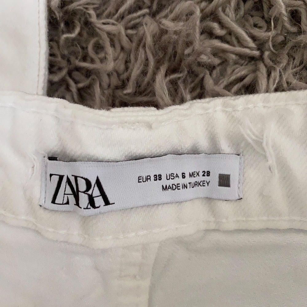 ZARA White Ripped Jeans - Picture 6 of 6